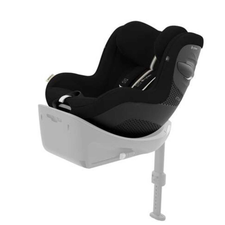 Cybex Sirona G i-Size Plus Moon Black i gruppen Bilbarnstolar / Bilstolstyp / Bilbarnstolar 0-5 år hos Köpbarnvagn (CYBE524001427)