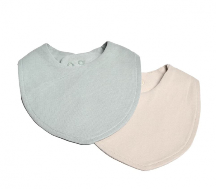 Mini Dreams Bib Dregglis 2-pack, Grön/Sand i gruppen Babytillbehör / Kläder & accessoarer hos Köpbarnvagn (MIDR94211910)